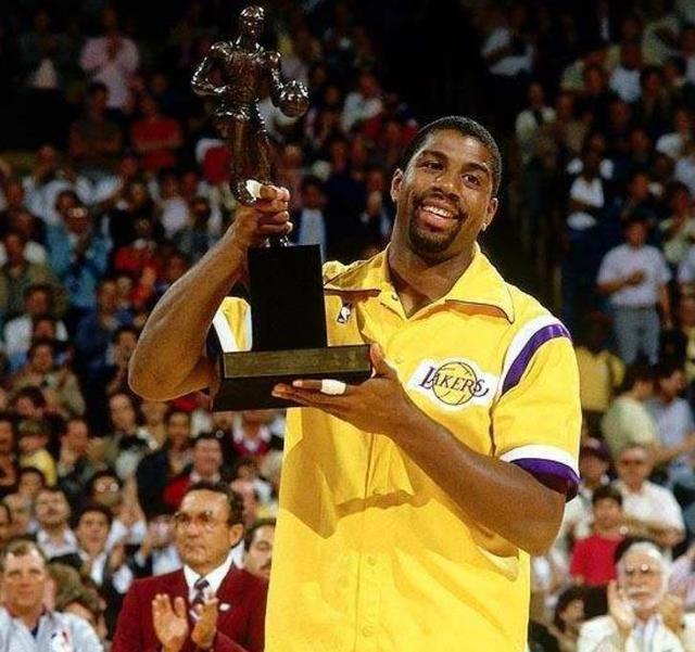 门抛出橄榄 门抛出橄榄