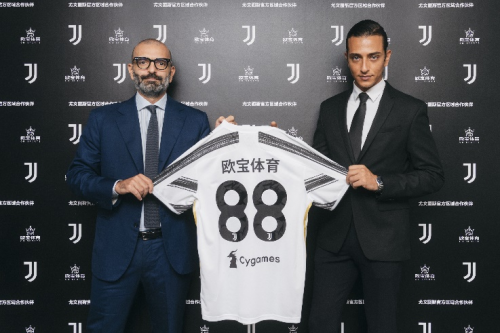 后卫向四后 后卫向四后