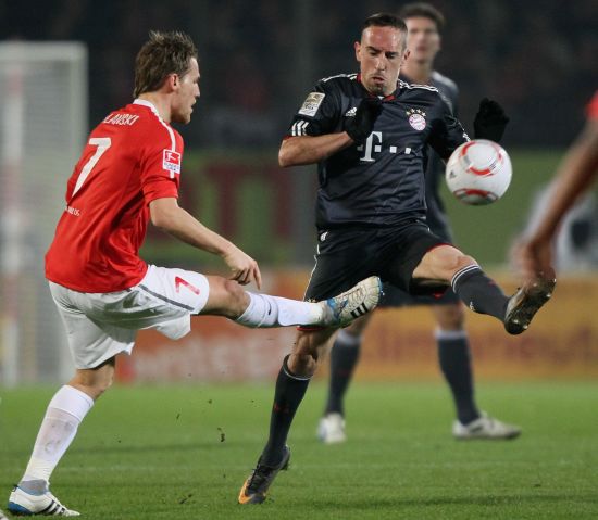 犯规与角球 犯规与角球